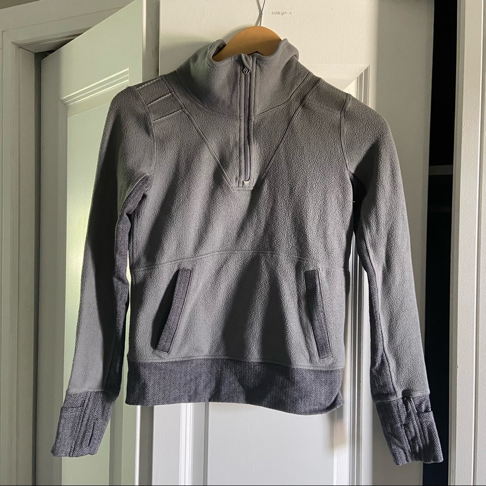 Ivivva by Lululemon Grey Fleece Pullover